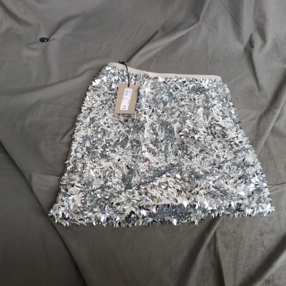 RIVER ISLAND STUDIOS SEQUIN MINI SKIRT  – SILVER, UK SMALL