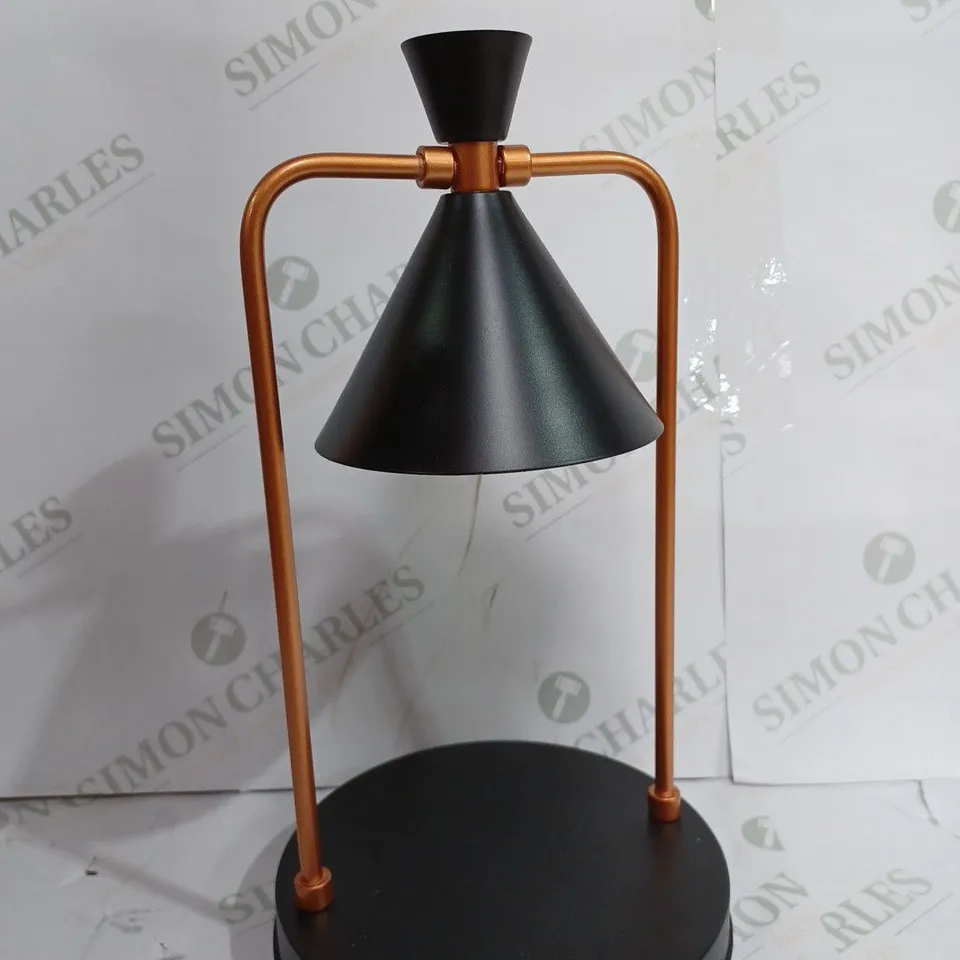 UNBRANDED BLACK & BRONZE LOW LAMP 