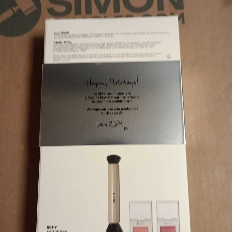 REFY DUO BRUSH & CREAM BLUSH SET – MALAYA CHERRY, 2 X 1.5 G