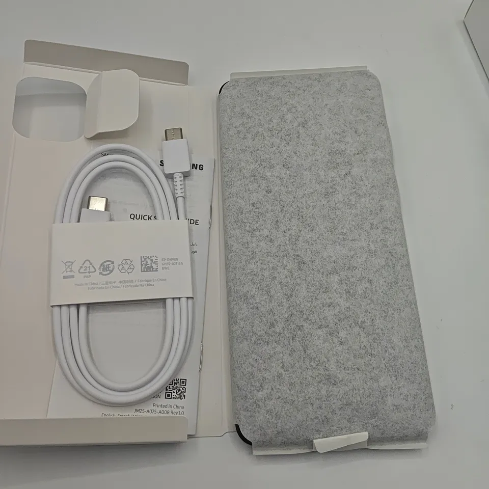 BOXED SAMSUNG GALAXY A07 4/64GB IN BLACK - SM-A075F