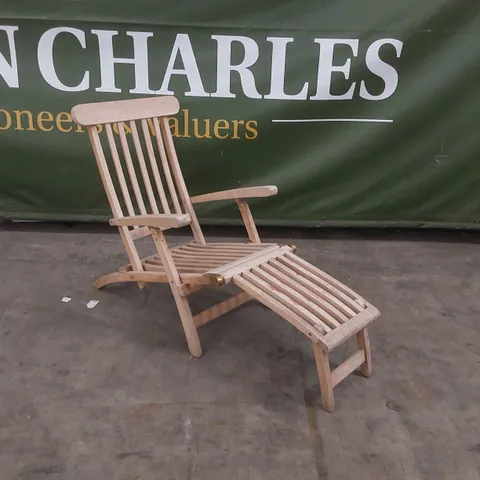 TODDINGTON TEAK STEAMER CHAIR