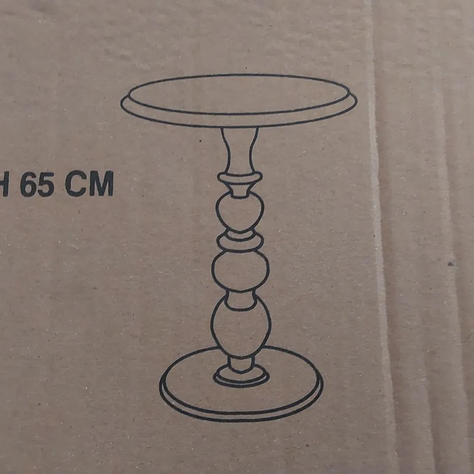 BRAND NEW BOXED HOMESDIRECT365 WOODEN SIDE TABLE - WHITE