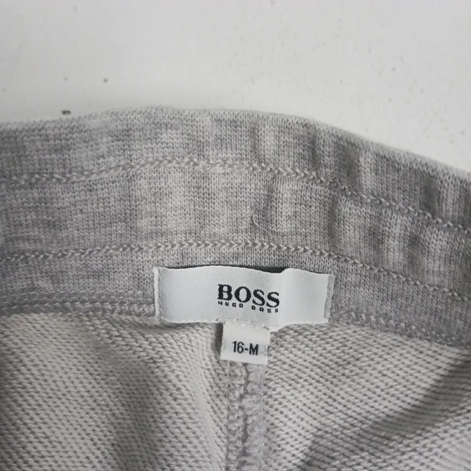 BOSS HUGO BOSS MEN'S GREY SHORTS, UK 16 (16-M)