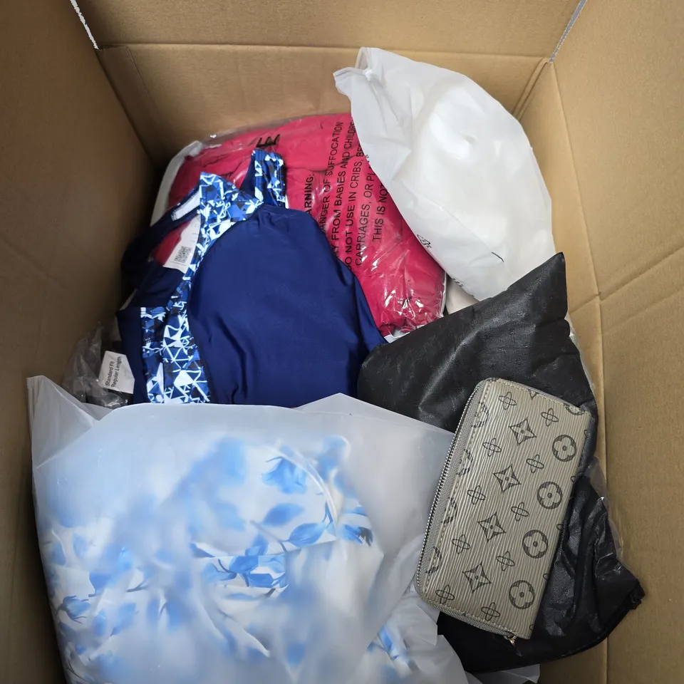 LARGE BOX OF APPROXIMATELY 20 ASSORTED CLOTHING ITEMS IN VARIOUS SIZES, STYLES AND COLOURS
