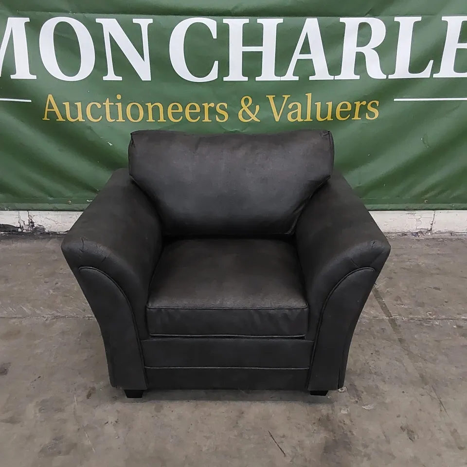 DESIGNER SLEEK CONTEMPORARY ARMCHAIR 