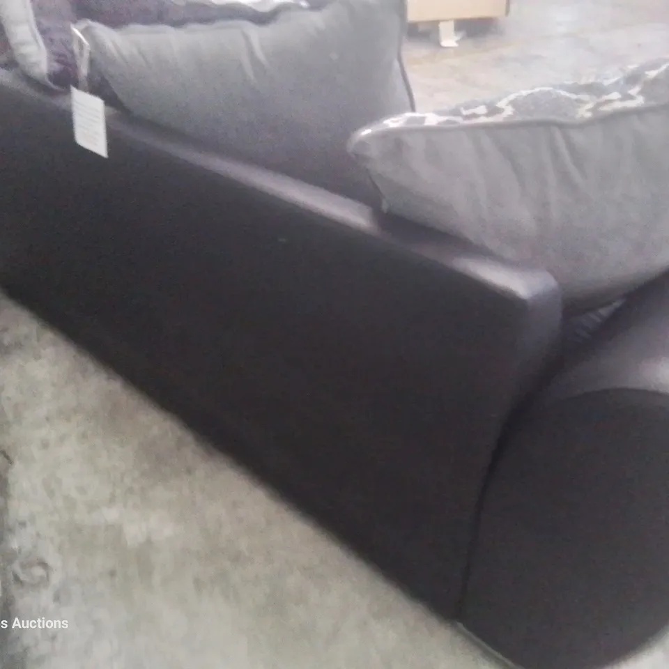 DESIGNER THREE SEATER SOFA WITH SCATTER CUSHIONS BLACK FAUX LEATHER & GREY FABRIC