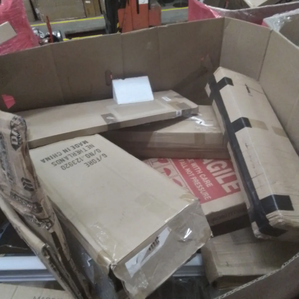 PALLET OF ASSORTED HOUSEHOLD GOODS AND FURNITURE TO INCLUDE; HOMIDEC RACK, BABY PLAY PEN, LA VIEVERT PUZZLE ACCESSORIES ETC
