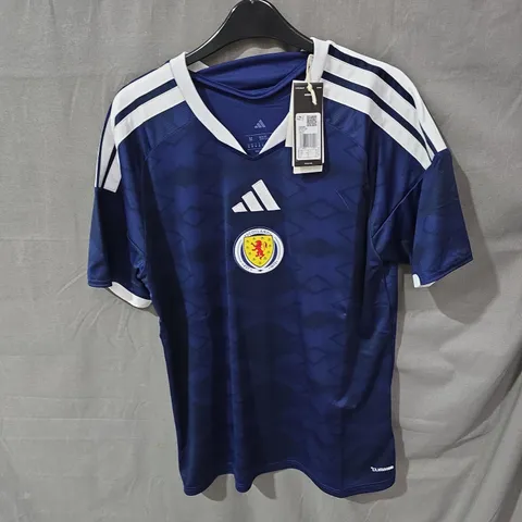ADIDAS SCOTLAND FOOTBALL SHIRT – NAVY WITH WHITE SHOULDER STRIPES, UK M