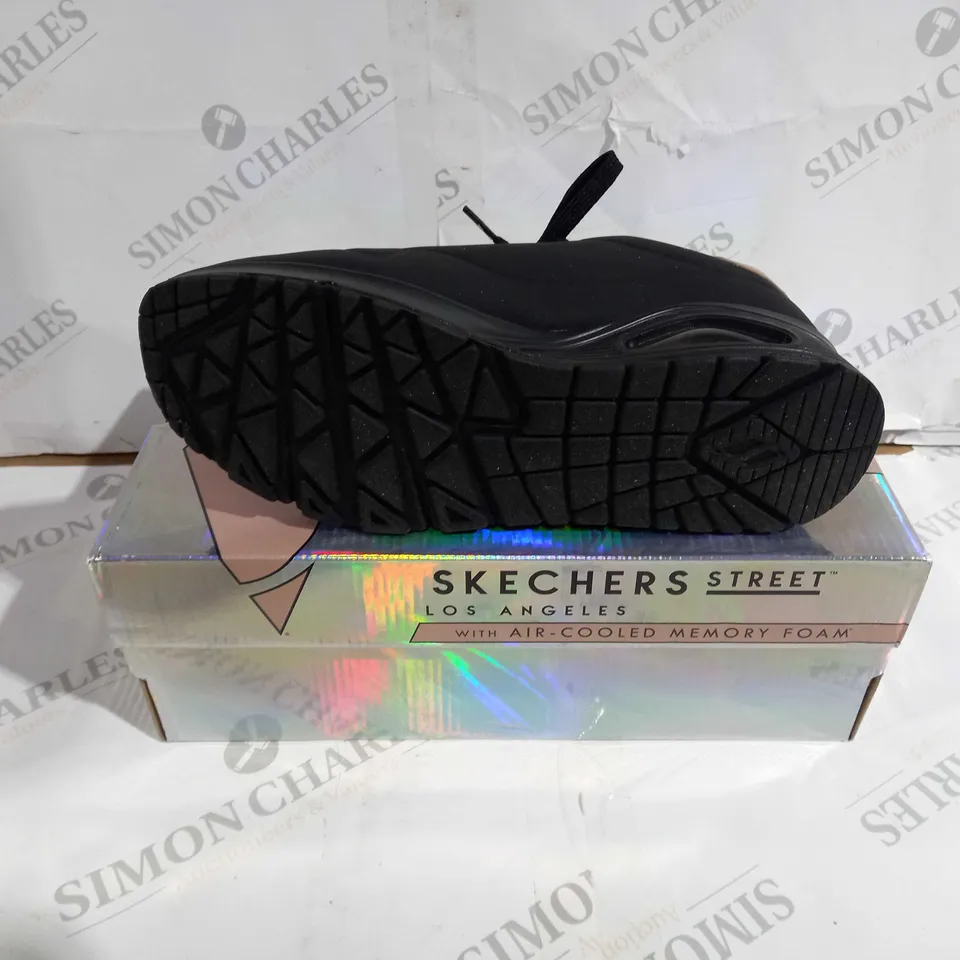 BOXED PAIR OF SKECHERS STREET SHOES BLACK/ROSE GOLD UK SIZE 7