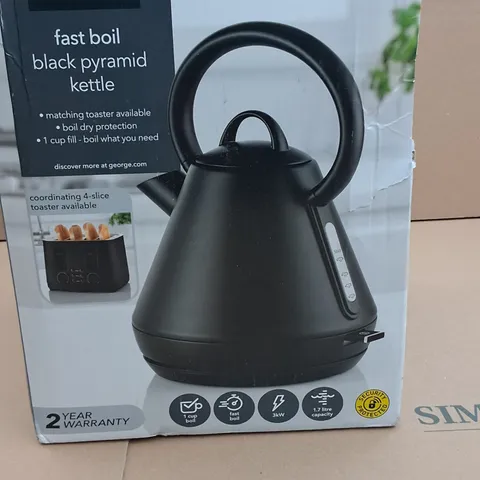 FAST BOIL BLACK PYRAMID KETTLE 