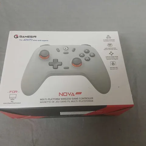 GAMESIR NOVA LITE WIRELESS GAME CONTROLLER – BOXED