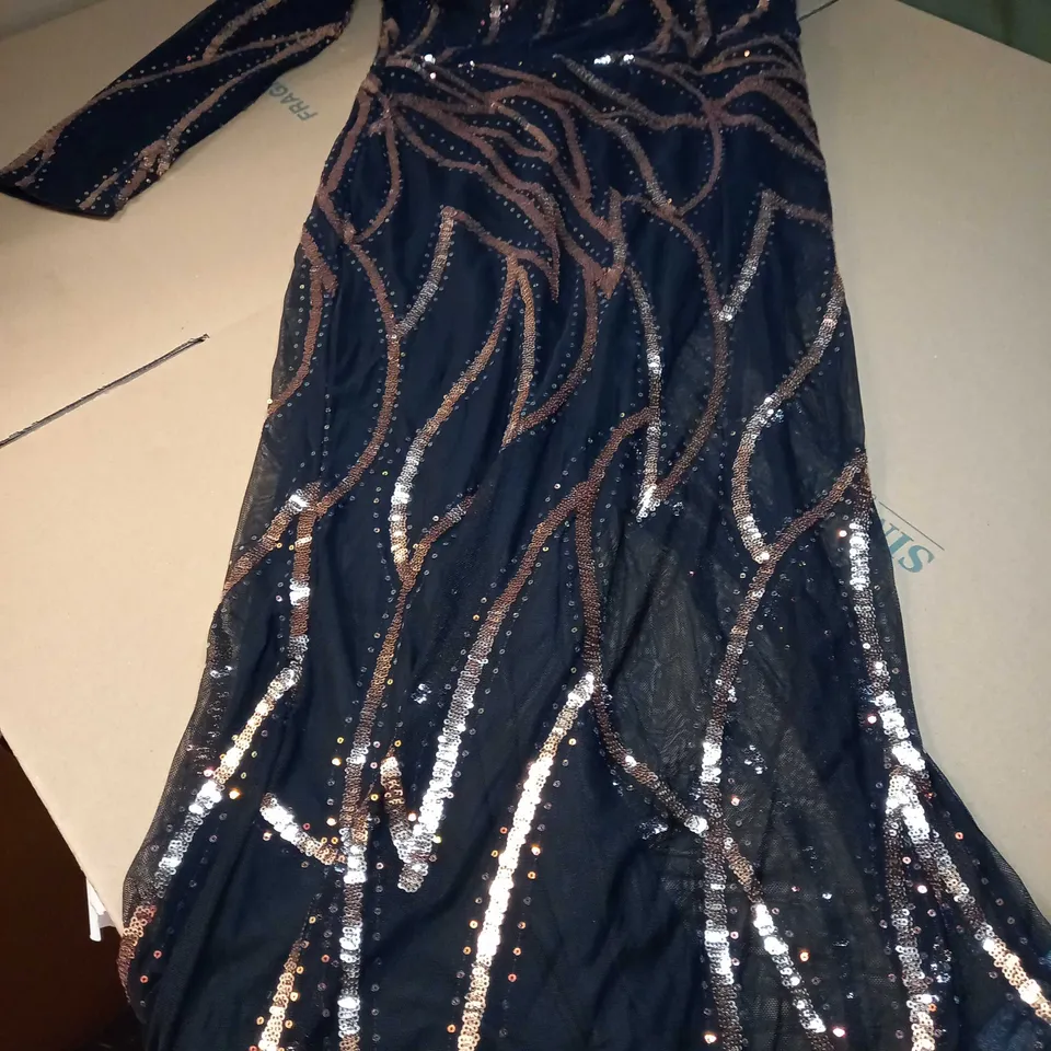 DESIGNER BLACK/BRONZE SEQUIN DETAILED ONE SLEEVE EVENING DRESS - XL