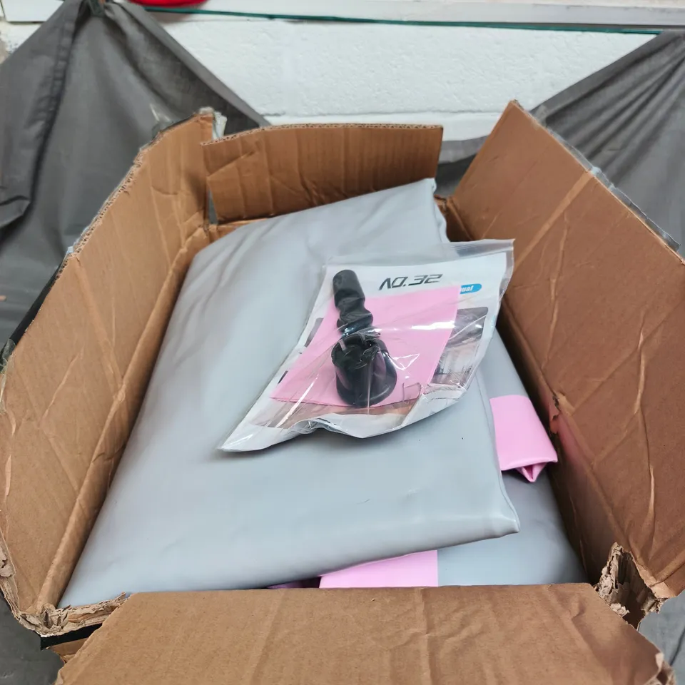 GREY/PINK YOGA MAT BOXED