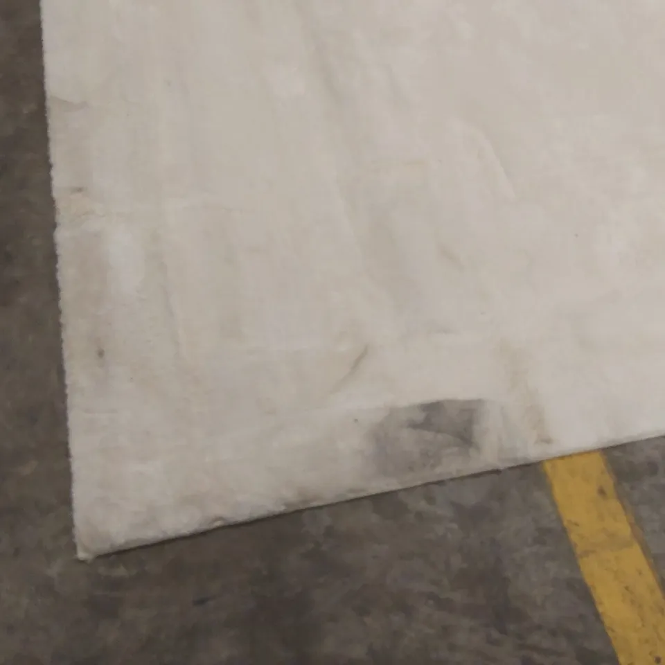 QUALITY DESIGNER AREA RUG - APPROXIMATELY 285 x 200cm