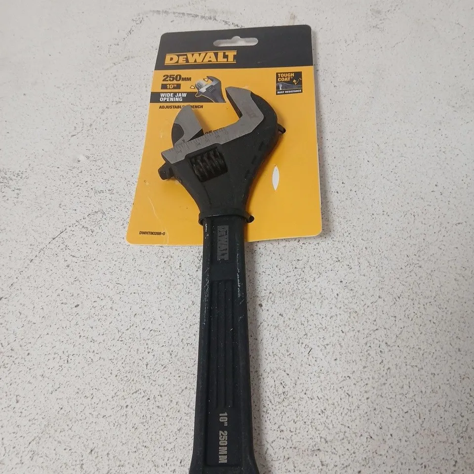 DEWALT 250MM ADJUSTABLE WRENCH – CARDED (WIDE JAW)