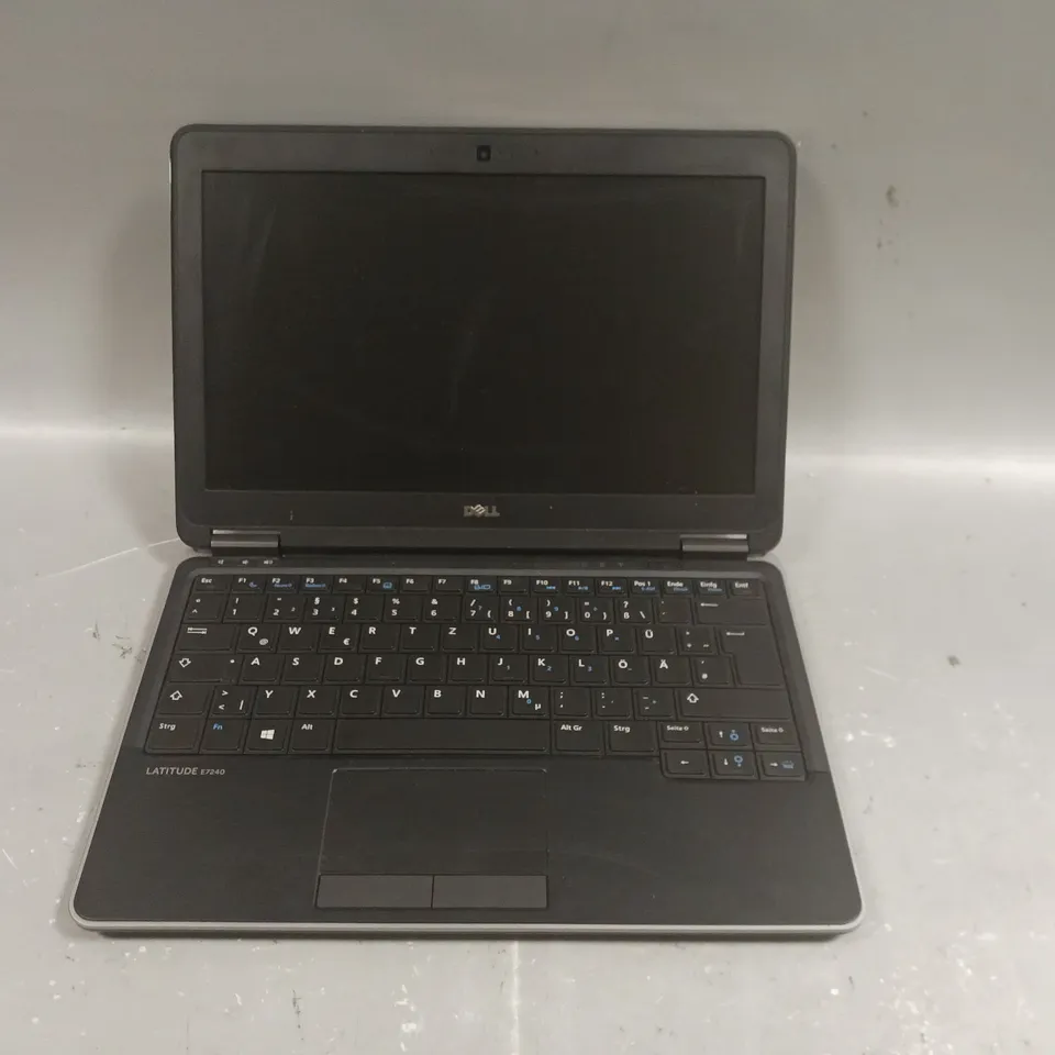 DELL LATITUDE E7240 SERIES LAPTOP 