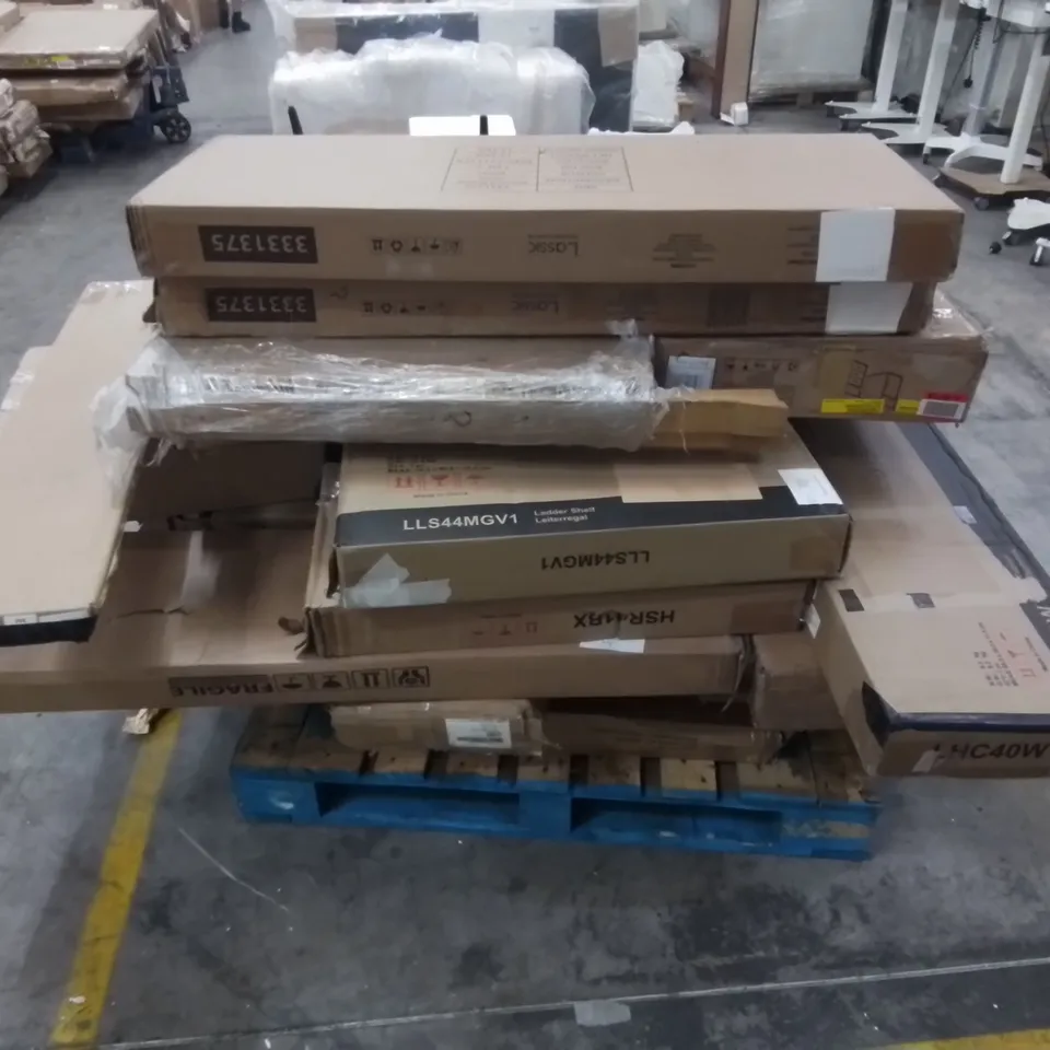 PALLET TO CONTAIN ASSORTED FURNITURE & FURNITURE PARTS 