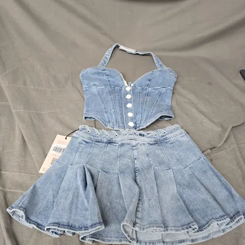 OH POLLY 2PCE HALTERNECK BUTTON UP TOP & MINI SKIRT SET IN BLUE DENIM SIZE 4