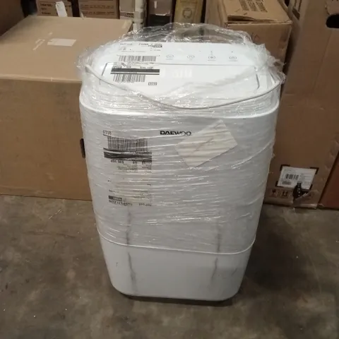 DAEWOO PORTABLE AIR CONDITIONER COL1579 12000 BTU/H