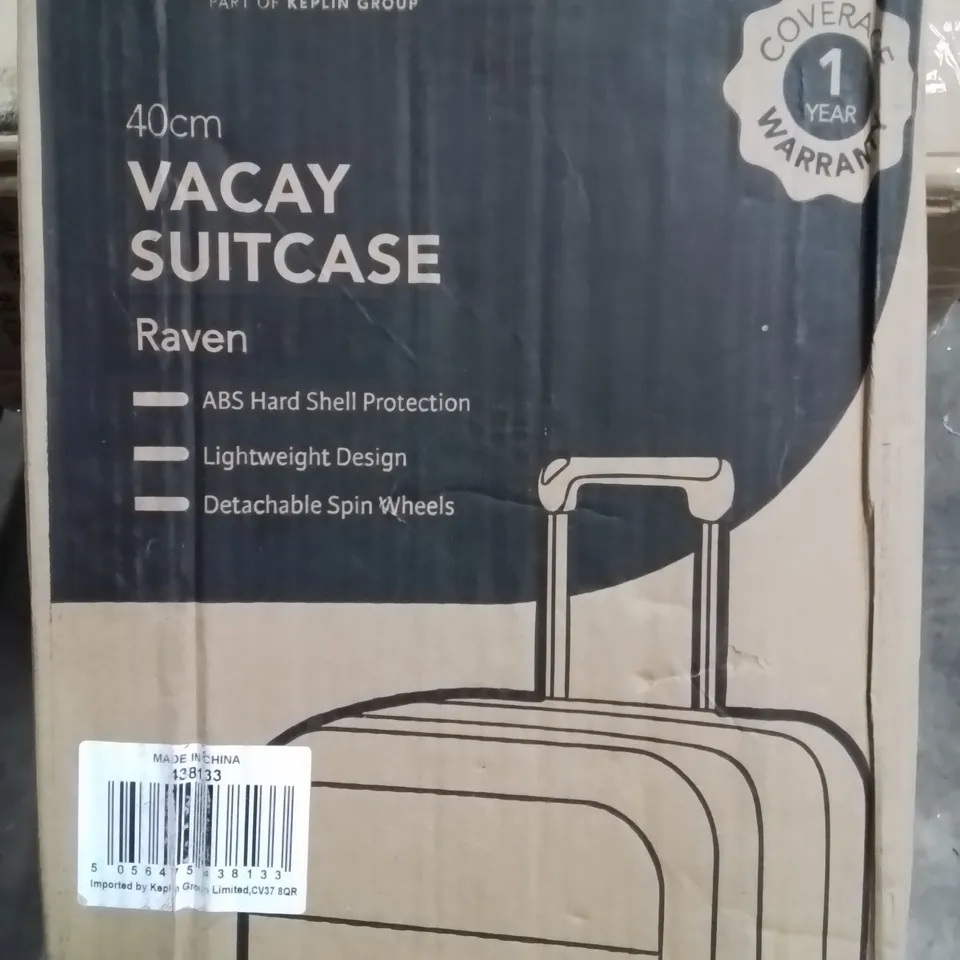 BOXED LUGG VACAY SUITCASE