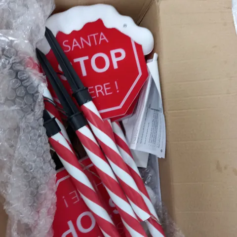 BOXED FESTIVE SET OF PRELIT SANTA STOP HERE STAKES