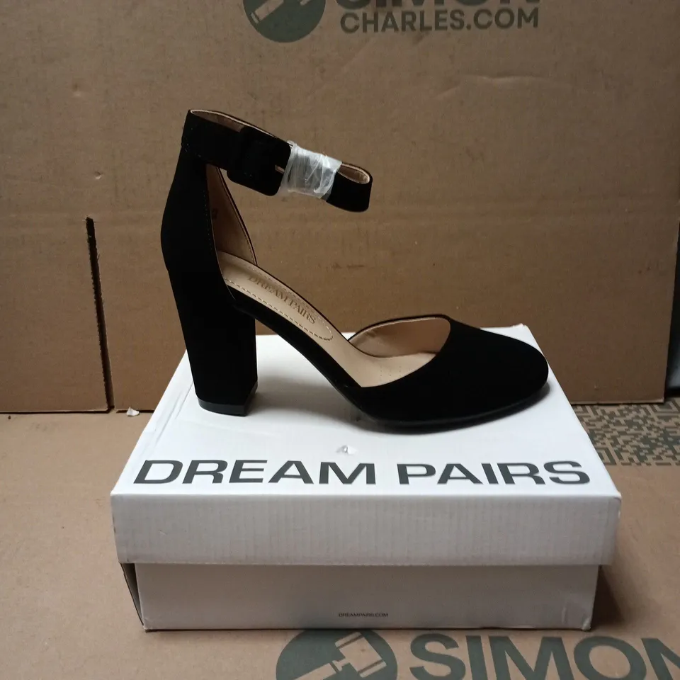 DREAM PAIRS ANGELA BLACK NUBUCK HIGH HEEL SANDALS – UK 5 / US 7