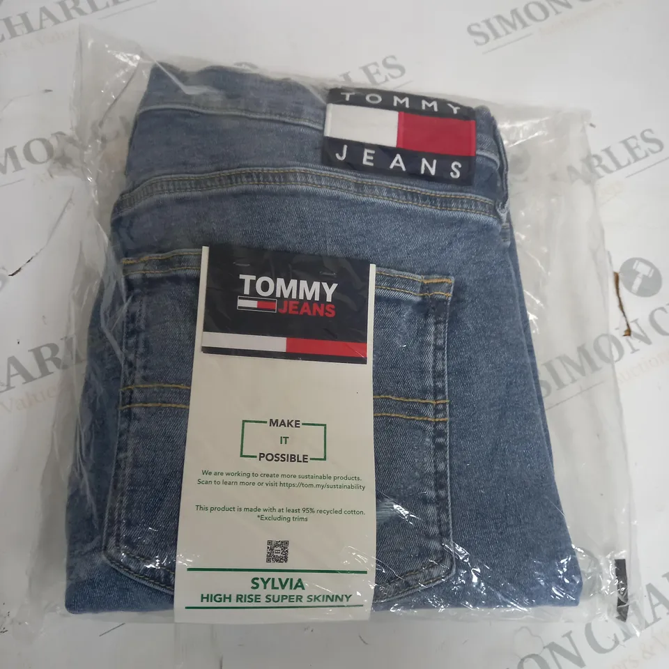 TOMMY JEANS DENIM JEANS SIZE 32/30