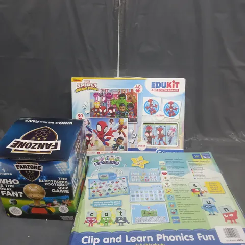 LOT OF 3 ASSORTED KIDS TOYS TO INCLUDE - SPIDEY & HIS AMAZING FRIENDS PUZZLE - ALPHA BLOCKS CLIP AND LEARN PHONICS - FANZONE FOOTBALL QUIZ - ETC