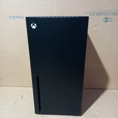 UKONIC XBOX SERIES X REPLICA MINI FRIDGE