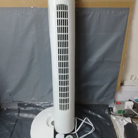BOXED DAEWOO 32-INCH TOWER FAN WITH OSCILLATION