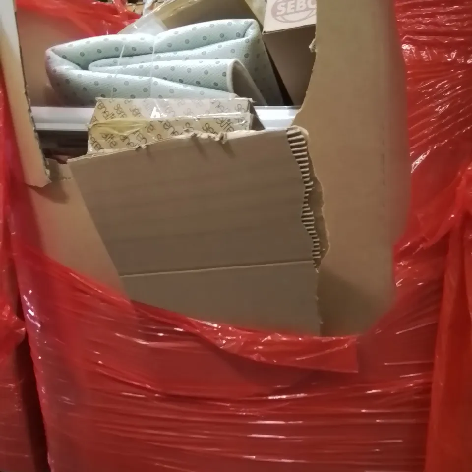 PALLET OF ASSORTED HOUSEHOLD GOODS AND PRODUCTS TO INCLUDE;AREA RUG,DESK,PHOTO FRAME