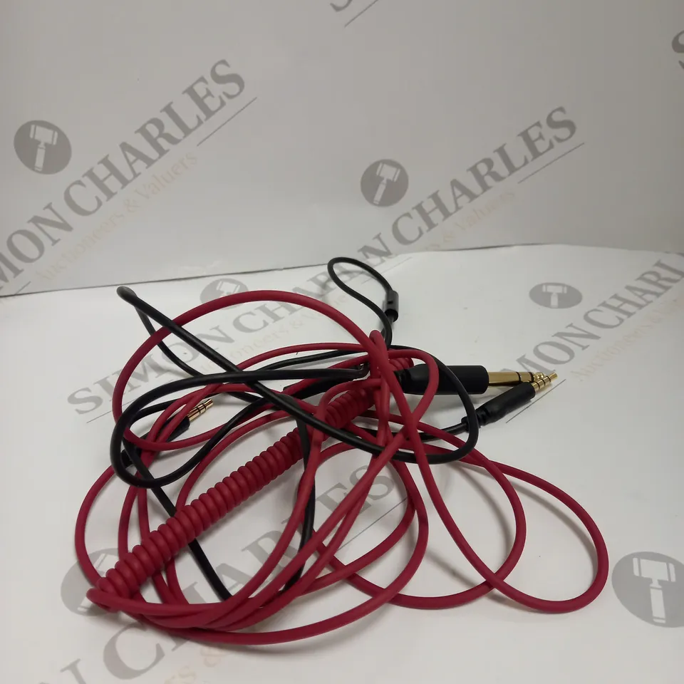 ONE ODIO 10 STUDIO HEADPHONES 