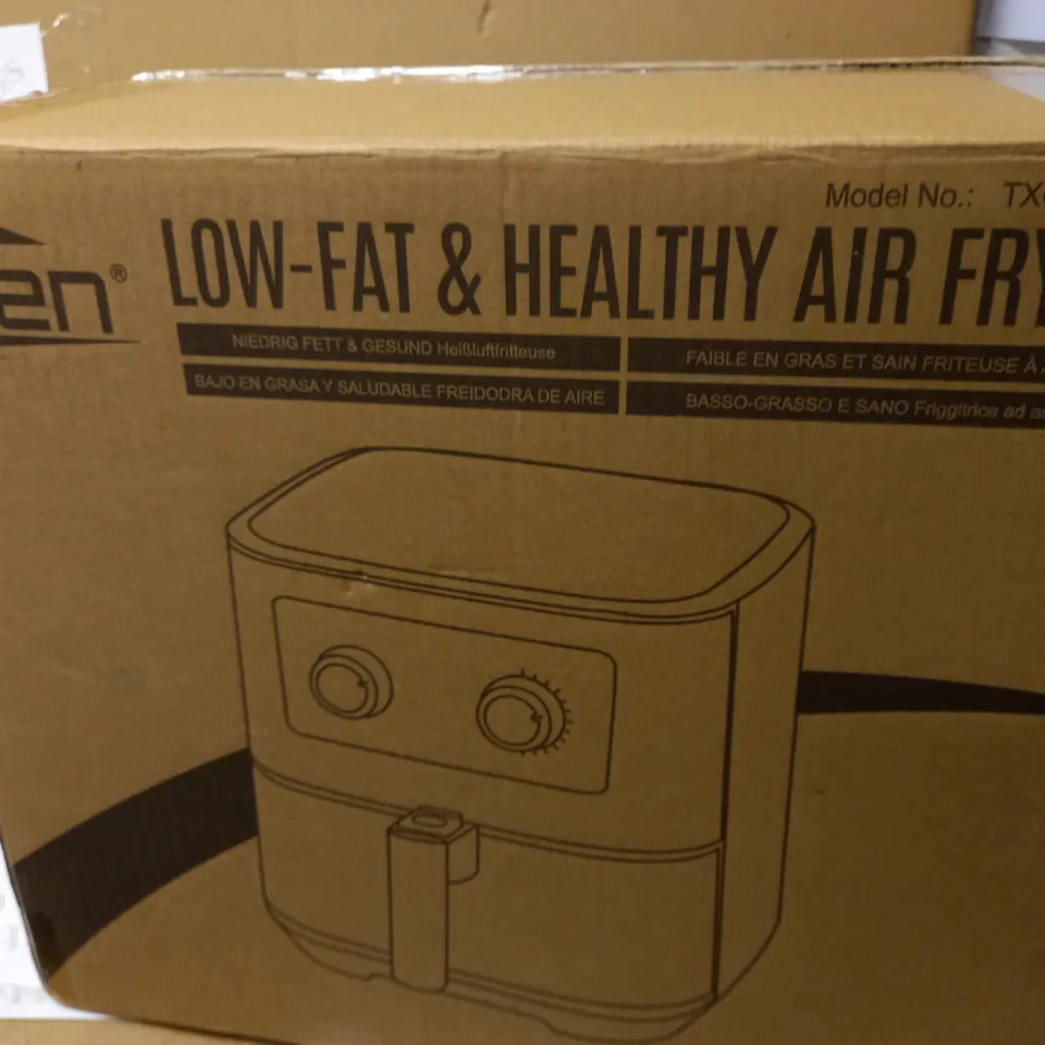 UTEN 5.5L 1700W AIR FRYER 