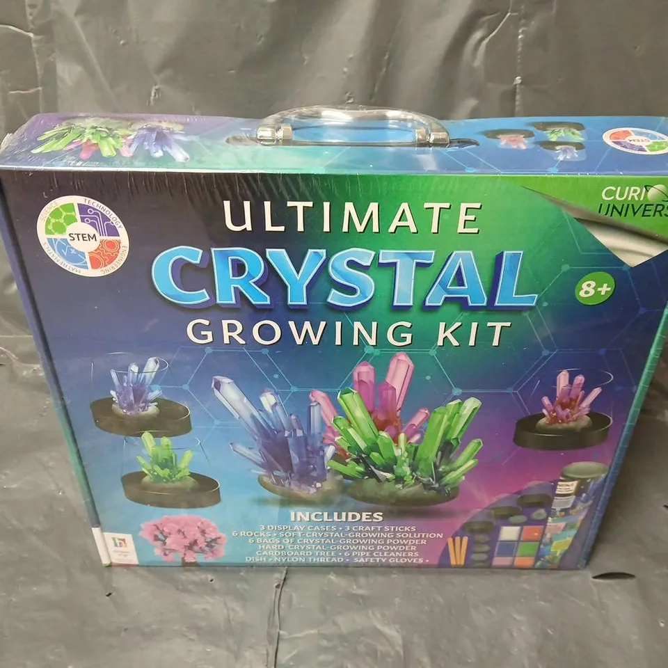 BOXED AND SEALED ULTIMATE CRYSTAL GROWING KIT