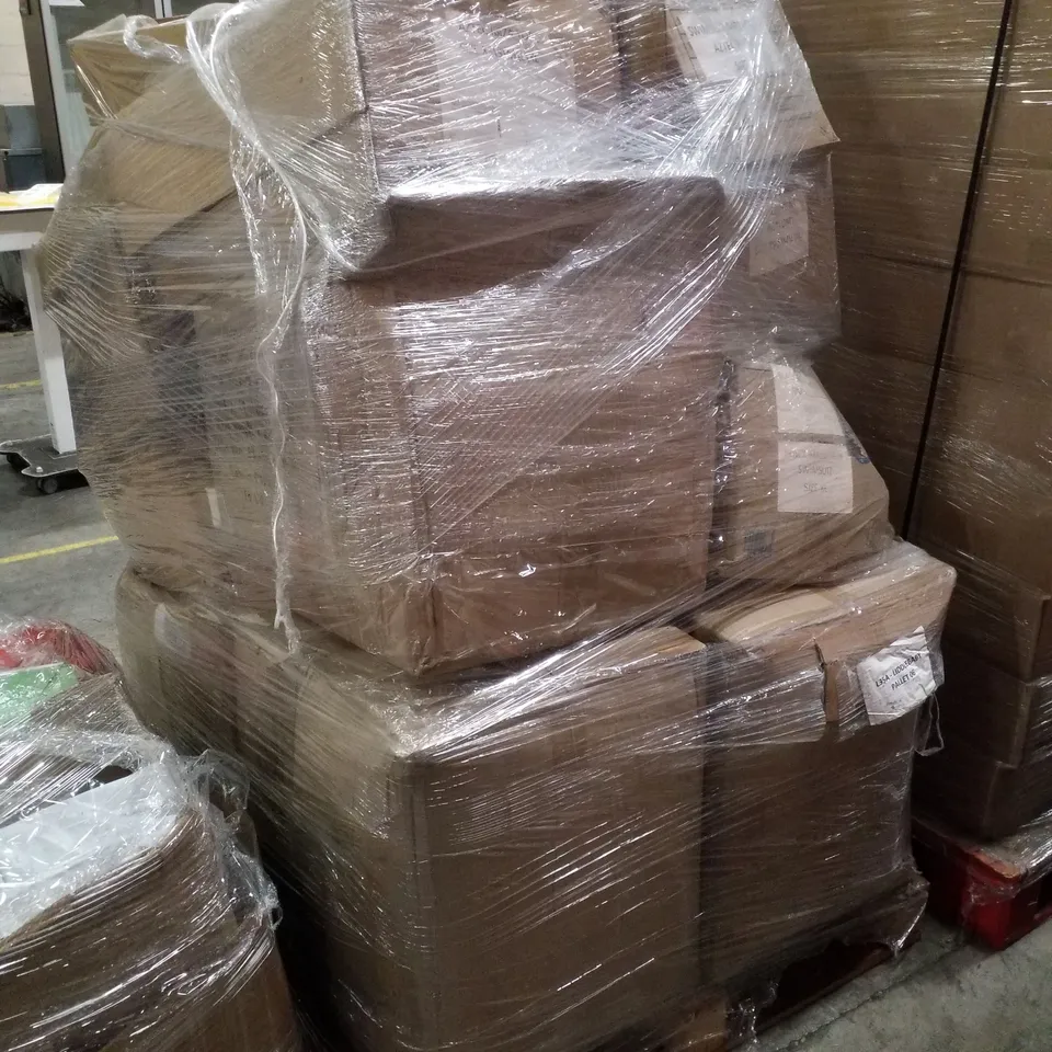 PALLET CONTAINING ASSORTED BIKINIS & SWIMSUITS