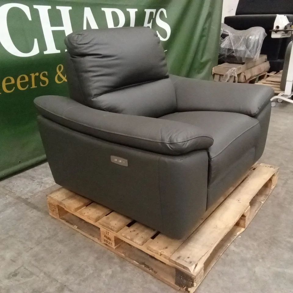 PAVILION LEATHER/FAUX LEATHER POWER RECLINER ARMCHAIR RRP £829