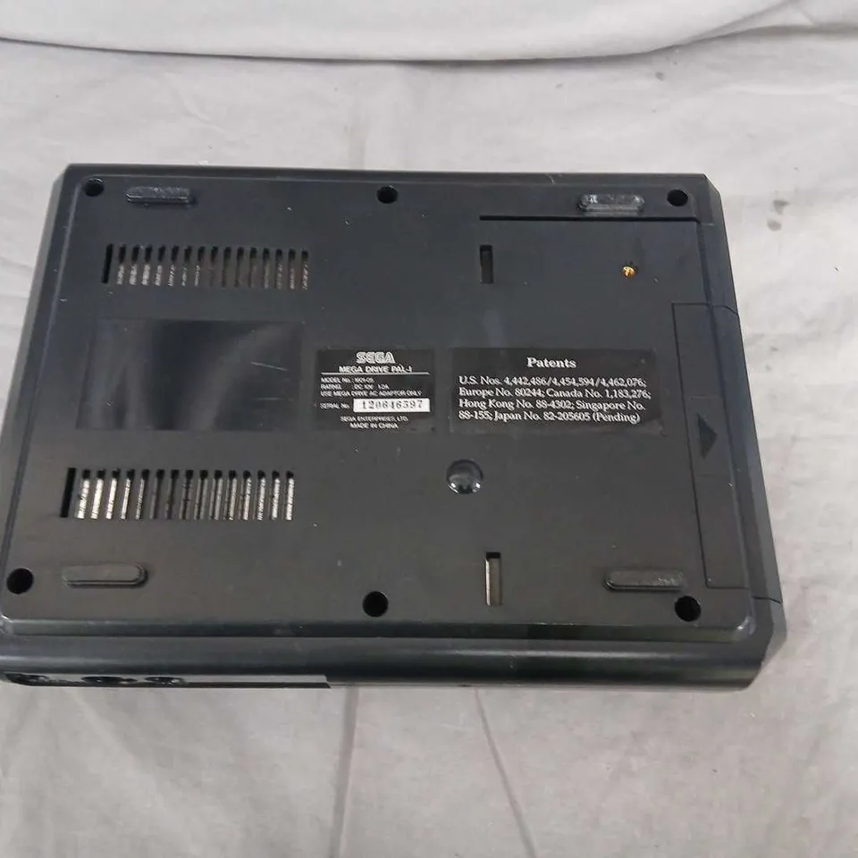SEGA MEGA DRIVE 16-BIT CONSOLE – BLACK