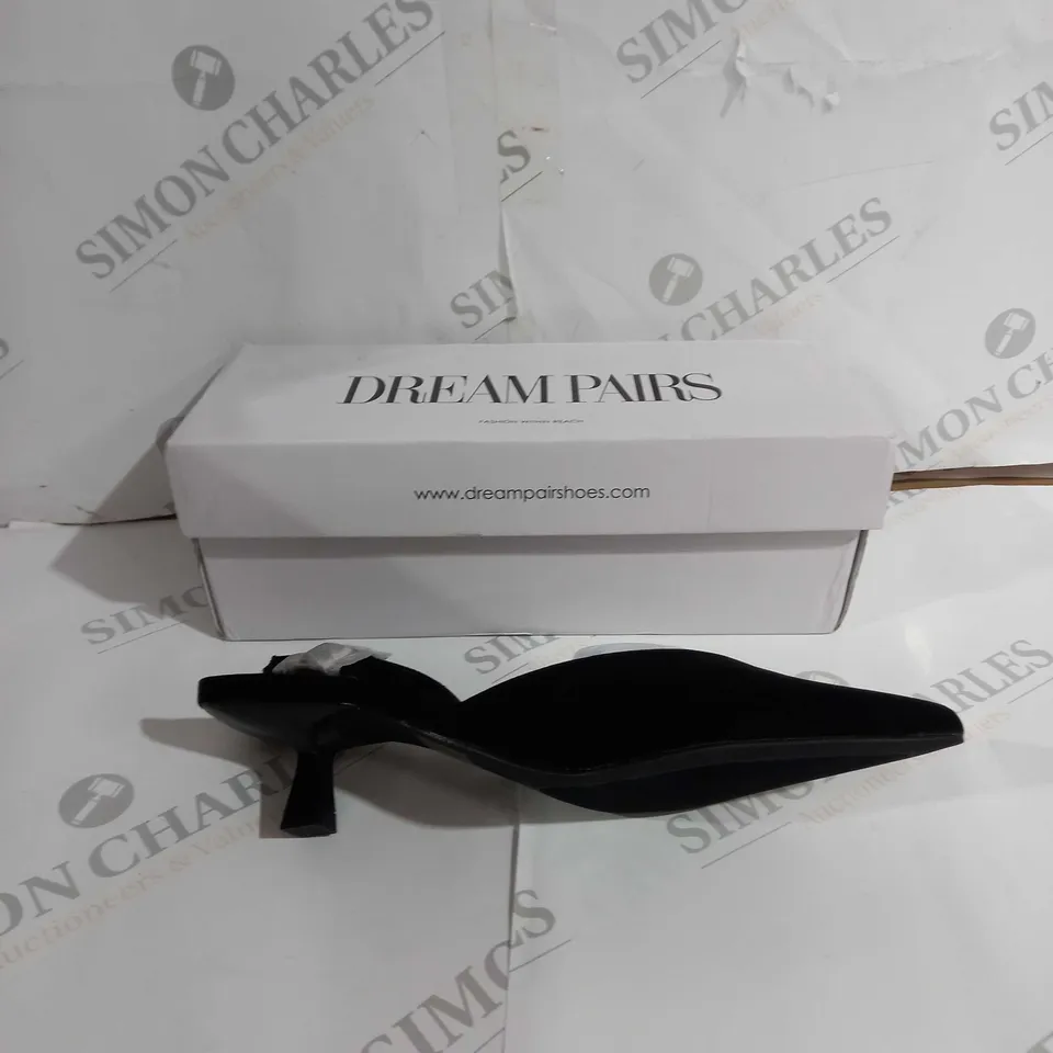 BOXED PAIR OF WOMENS WOMEN BLACK HEEL UK 4.5