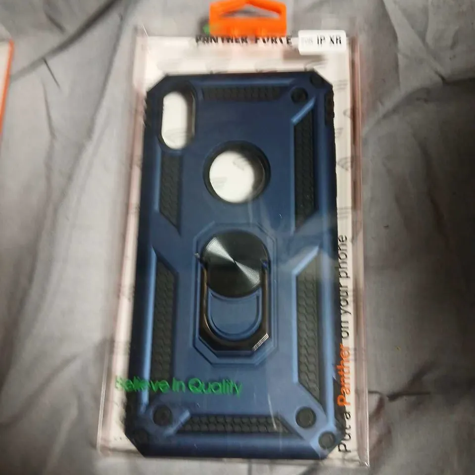 BOX OF ASSORTED MOBILE PHONE ACCESSORIES INCLUDING PANTHER FORCE RUGGED PHONE CASE FOR IPHONE 11 – BLUE (IP11)