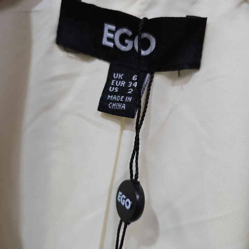 EGO SLEEVELESS BELTED WAIST TAILORED MINI DRESS IN CREAM – UK6 / EU34 / US2