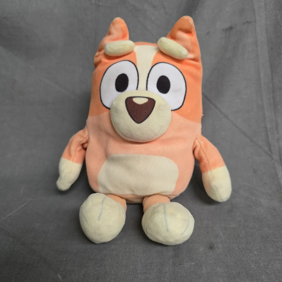 CAGE CONTAINING A LARGE QUANTITY OF KIDS TOYS AND GAMES TO INCLUDE INCREDIBUBBLE WAND, BEST EVER DOUGH ART, HAPELLO POWER TRAIN, GREEN TALKING/STORY TIME DOG TOY, BLUEY SOFT TOY ETC