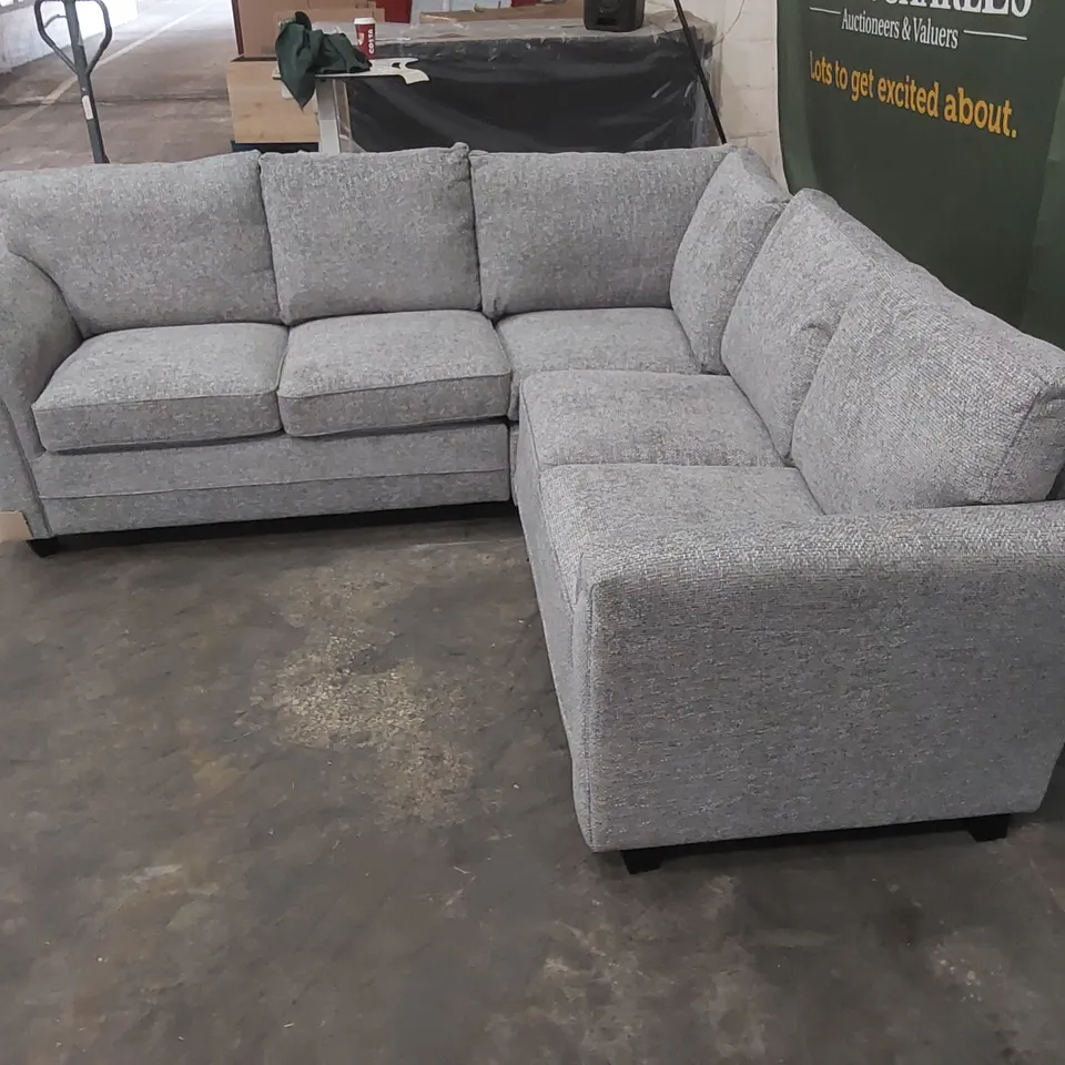 DURY CHUNKY WEAVE STANDARD BACK CORNER GROUP SOFA RRP £1349