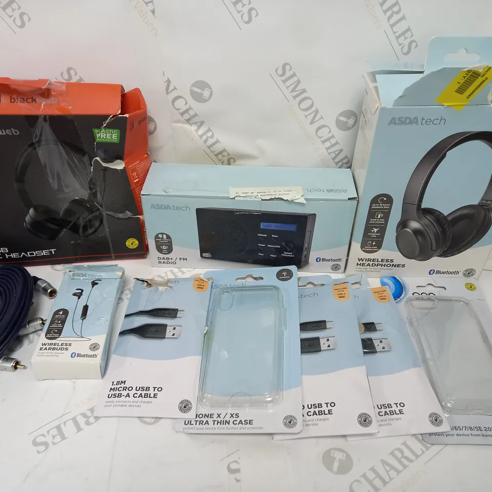 BOX OF APPROXIMATELY 20 ASSORTED ELECTRICAL PRODUCTS TO INCLUDE HEADPHONES, PHONE CASES, CHARGING CABLES ETC 