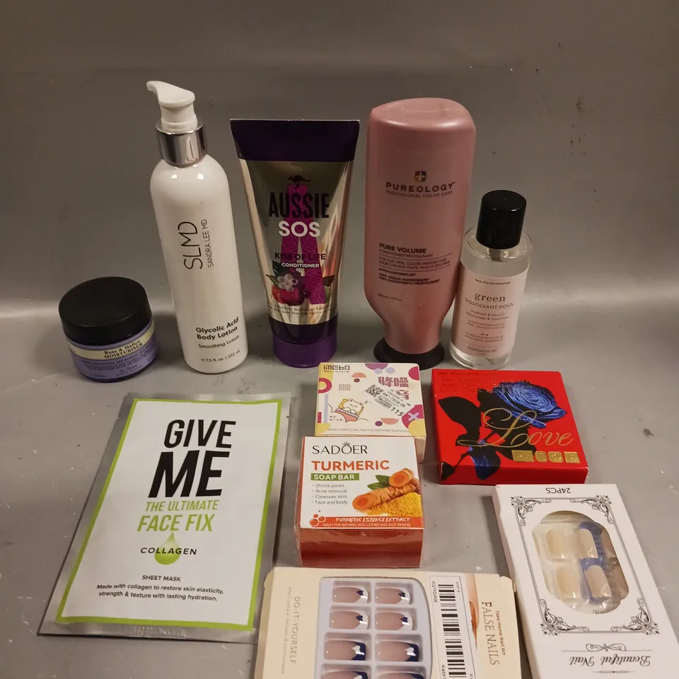 APPROXIMATELY 20 ASSORTED HEALTH & BEAUTY PRODUCTS TO INCLUDE GIVE ME SHEET MASK, TURMERIC SOAP BAR, SLMD BODY LOTION ETC