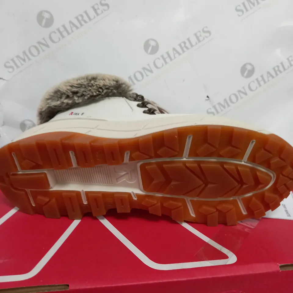 BOXED RIEKER REVOLUTION HIKER BOOTS, OFF WHITE - SIZE 5 