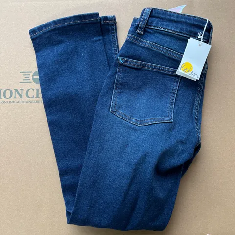 BODEN SLIM BLUE JEANS SIZE 6Y