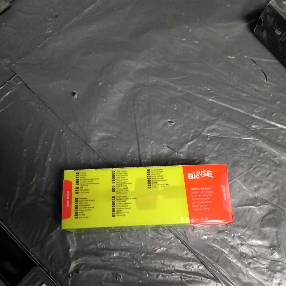 SPEEDO BIOFUSE 2.0 SWIMMING GOGGLES – BOXED