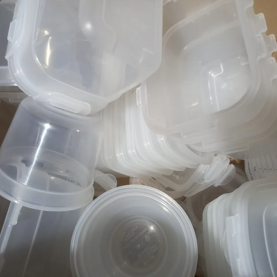 BOXED LOCK & LOCK APPROXIMATELY 20 PIECE NESTABLE FOOD CONTAINERS