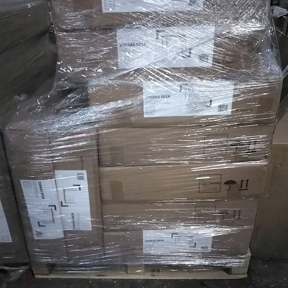 PALLET OF ZORRAS DESK WALNUT VENEER QUICK AND EASY ASSEMBLY.