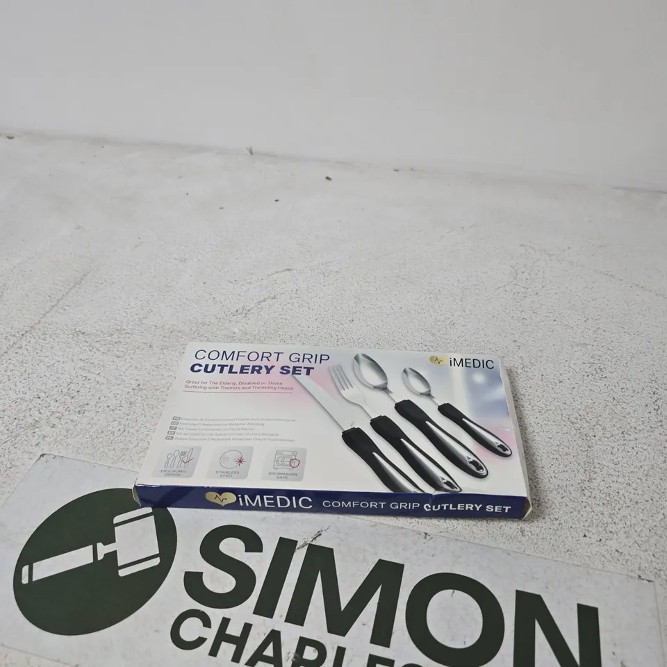 BOX OF APPROXIMATELY 18 ASSORTED ITEMS INCLUDING PHOTO FRAME , 3KG WEIGHT AND COMFORT GRIP CUTLERY SET 